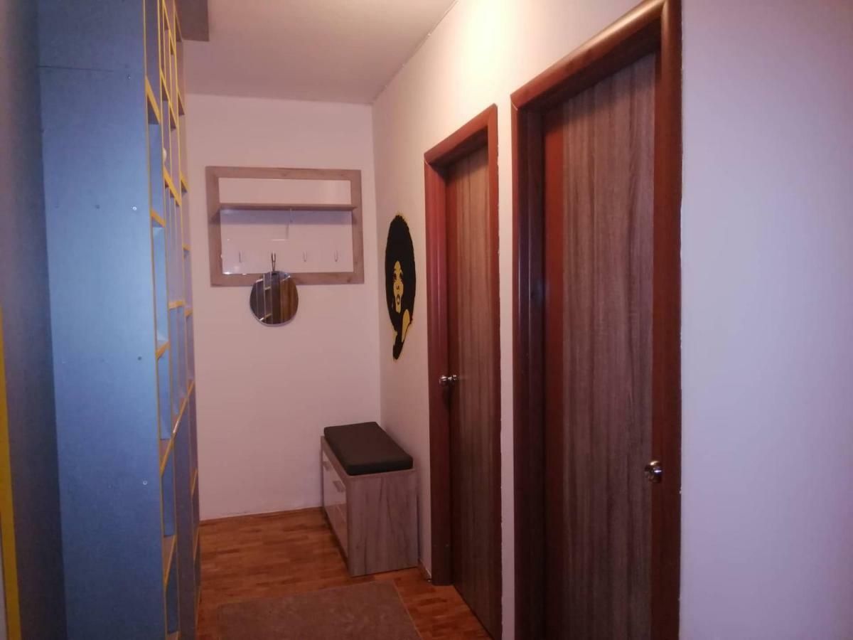 Yellow Apartment, Central Podgorica Exterior foto